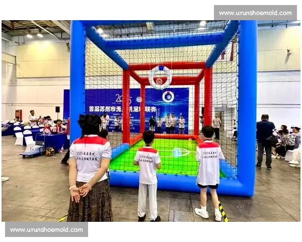 苏州启幕 “空中苏超”！首届无人机足球联赛点燃科技竞技热潮